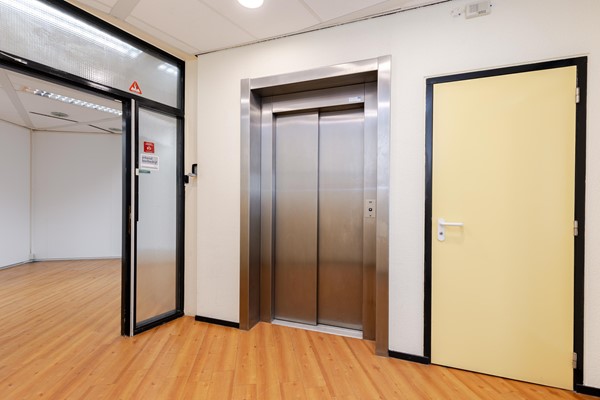 Medium property photo - Marconiplein 17, 3025 AV Rotterdam